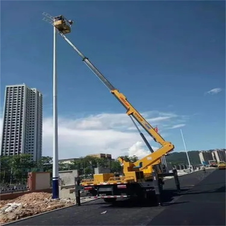 曲阳县维修路灯的曲臂升降车出租