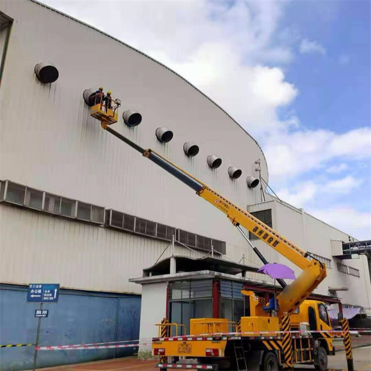 曲阳县高空作业车出租服务：专业广告牌安装解决方案