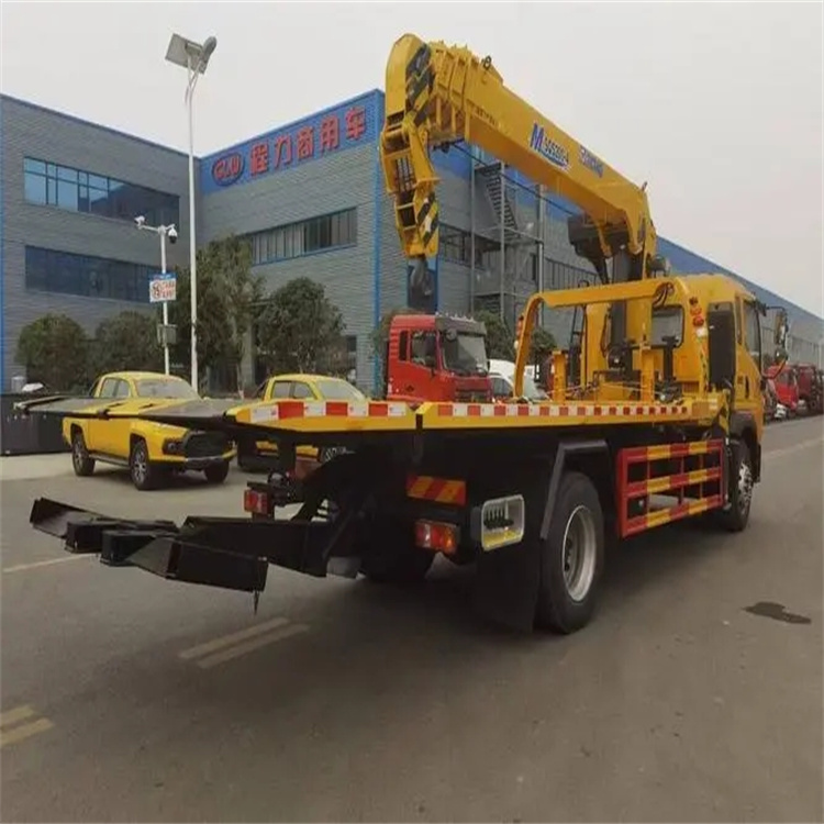 曲阳县附近小随车吊出租电话，轻松解决搬运烦恼